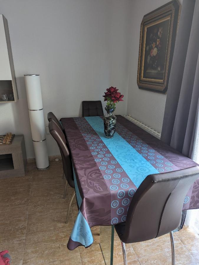 Appartement Vivienda Compartida Con Ambiente Familiar à Sesena Extérieur photo